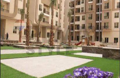 Apartment - 3 Bedrooms - 2 Bathrooms for sale in Capital East - Nasr City Compounds - Nasr City - Cairo