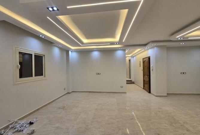 80250405 - Property Image 3