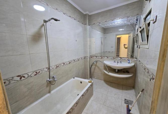 80250405 - Property Image 2