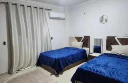 شقة - 3 غرف نوم - 1 حمام للايجار في شارع المجاورة السابعة - الحي الاول - مدينة 6 أكتوبر - الجيزة