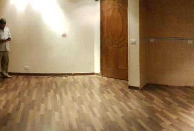 82102060 - Property Image 3