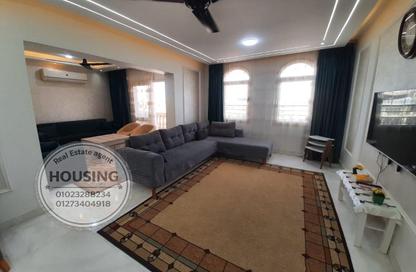 Penthouse - 4 Bedrooms - 4 Bathrooms for sale in 8th District - 6 October City - Giza
