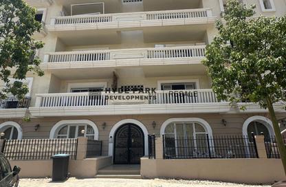 Apartment - 3 Bedrooms - 3 Bathrooms for sale in Centerville - Hyde Park - New Cairo City - Cairo