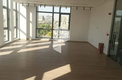 مساحات مكتبية - غرفة نوم - 1 حمام للايجار في ديستريكت 5 - كمبوندات التجمع الخامس - التجمع الخامس - مدينة القاهرة الجديدة - القاهرة