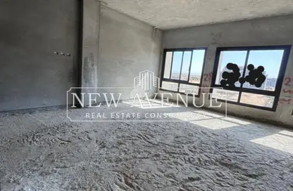 Office Space - 2 Bedrooms - 2 Bathrooms for sale in Hyde Park Business District Mall - South Teseen St. - The 5th Settlement - New Cairo City - Cairo