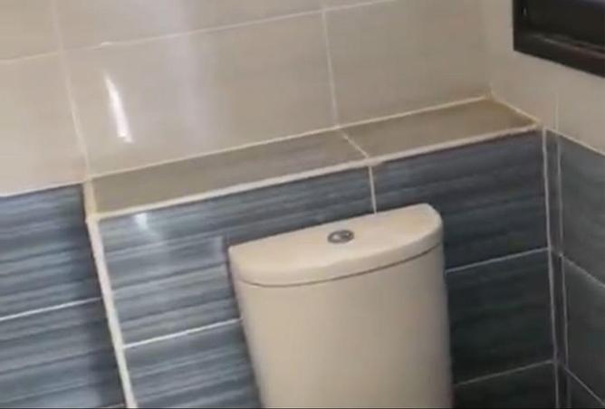 82085843 - Property Image 3
