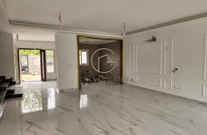 Townhouse - 3 Bedrooms - 3 Bathrooms for rent in Hyde Park - New Cairo City - Cairo