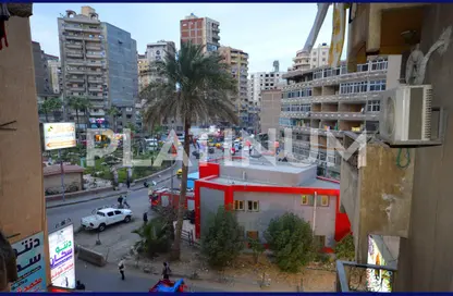 Apartment - 2 Bedrooms - 1 Bathroom for rent in Seyouf Square - Seyouf - Hay Awal El Montazah - Alexandria
