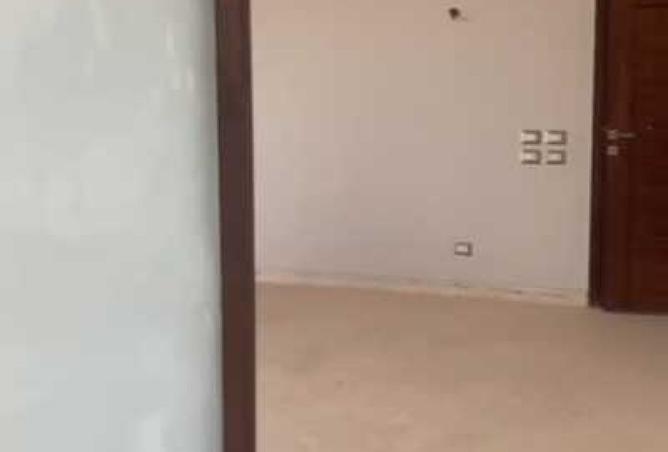 98274382 - صورة العقار 2