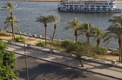 Shop - Studio - 1 Bathroom for sale in Cornish Al Nile St. - Hay Torah - Cairo