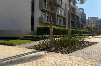 Apartment - 3 Bedrooms - 2 Bathrooms for sale in Moon Residences - Fifth Square - The 5th Settlement - New Cairo City - Cairo