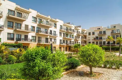 شقة - 3 غرف نوم - 3 حمامات للبيع في 6 ويست - بيفرلي هيلز - كمبوندات الشيخ زايد - الشيخ زايد - الجيزة