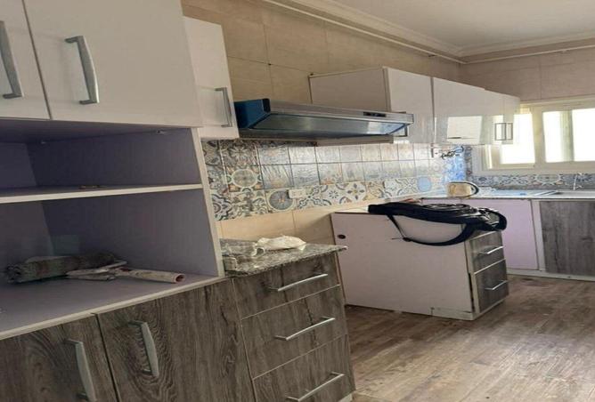 8592400 - Property Image 3