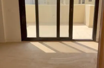 سطح - 1 حمام للايجار في أو ويست - كمبوندات 6 أكتوبر - مدينة 6 أكتوبر - الجيزة