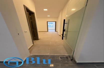 Office Space - Studio - 4 Bathrooms for rent in Lake View Residence - 5th Settlement Compounds - The 5th Settlement - New Cairo City - Cairo