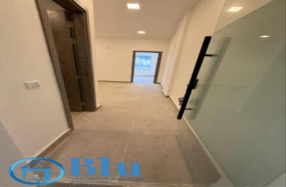 Office Space - Studio - 4 Bathrooms for rent in Lake View Residence - 5th Settlement Compounds - The 5th Settlement - New Cairo City - Cairo