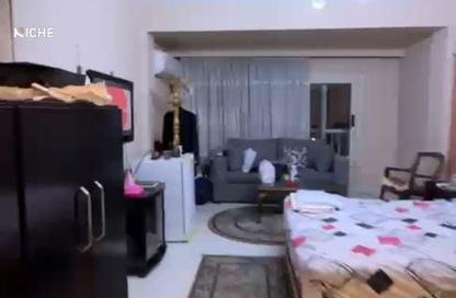 Apartment - 5 Bedrooms - 6 Bathrooms for sale in Gameat Al Dewal Al Arabeya St. - Mohandessin - Giza