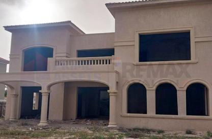 Villa - 4 Bedrooms - 4 Bathrooms for sale in Alex West - Alexandria Compounds - Alexandria