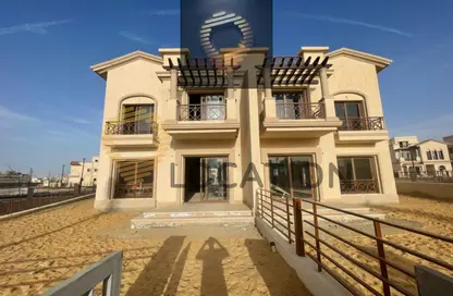 Villa - 3 Bedrooms - 3 Bathrooms for sale in Privado - Madinaty - Cairo