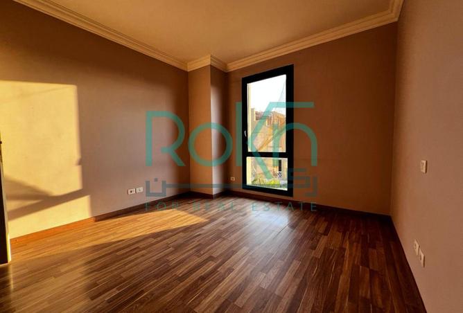 52453395 - صورة العقار 3