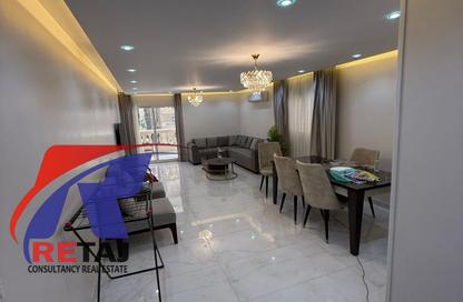 Apartment - 3 Bedrooms - 3 Bathrooms for rent in Moez Al Dawla St. - 6th Zone - Nasr City - Cairo