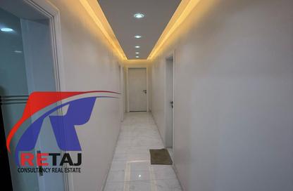 Apartment - 3 Bedrooms - 3 Bathrooms for rent in Moez Al Dawla St. - 6th Zone - Nasr City - Cairo