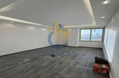 سطح - 3 غرف نوم - 2 حمامات للبيع في محور محمد نجيب - ابو الهول - مدينة القاهرة الجديدة - القاهرة