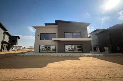 فيلا - 3 غرف نوم - 4 حمامات للبيع في كريك تاون - التجمع الاول - مدينة القاهرة الجديدة - القاهرة