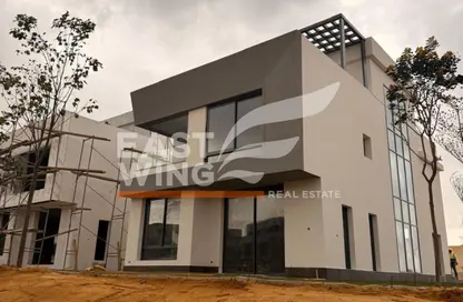 Townhouse - 3 Bedrooms - 4 Bathrooms for sale in Eastshire compound - 5th Settlement Compounds - The 5th Settlement - New Cairo City - Cairo