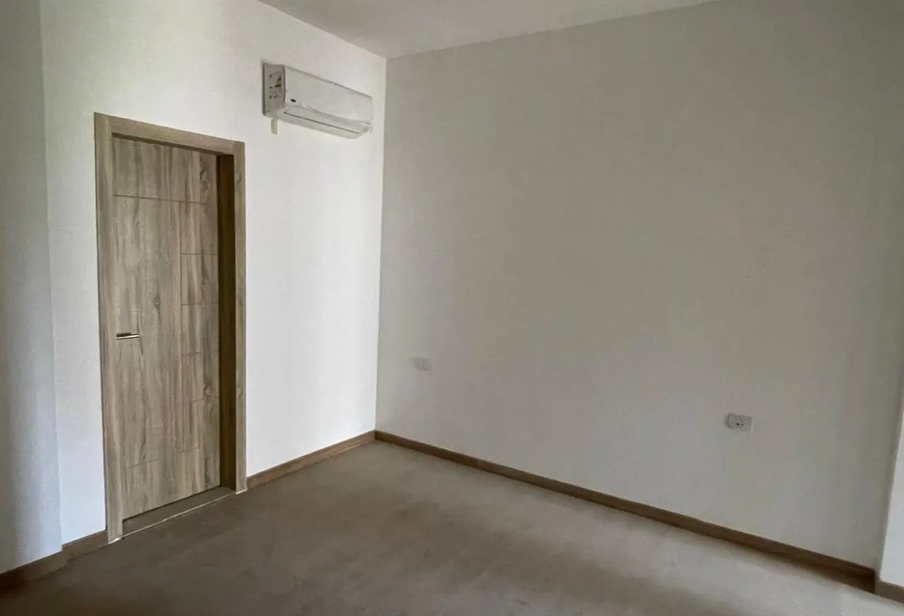107689847 - Property Main Image