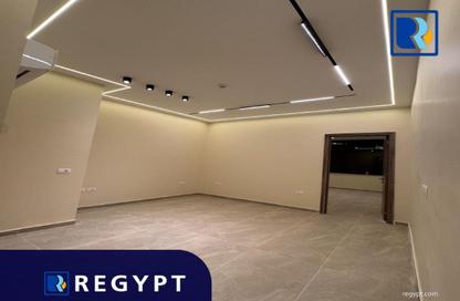 Office Space - Studio - 1 Bathroom for rent in V90 - North Teseen St. - The 5th Settlement - New Cairo City - Cairo