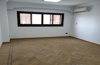Clinic - 2 Bedrooms - 1 Bathroom for rent in Al Ahram St. - Roxy - Heliopolis - Masr El Gedida - Cairo