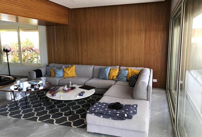 87219389 - Property Image 2