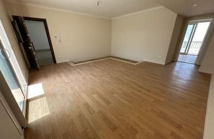 Apartment - 3 Bedrooms - 3 Bathrooms for sale in Pyramids Hills - Cairo Alexandria Desert Road - 6 October City - Giza