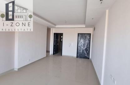 Apartment - 3 Bedrooms - 2 Bathrooms for rent in The Address East - 90 Street - The 5th Settlement - New Cairo City - Cairo