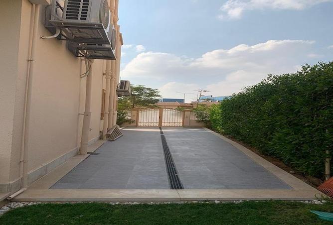 8532958 - Property Image 3