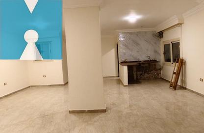Apartment - 2 Bedrooms - 1 Bathroom for rent in Al Khamayel city - Sheikh Zayed Compounds - Sheikh Zayed City - Giza