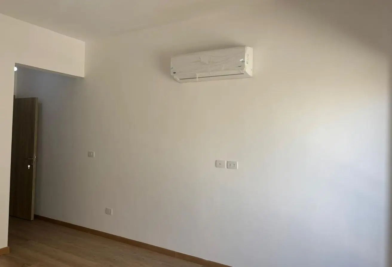112974262 - Property Main Image
