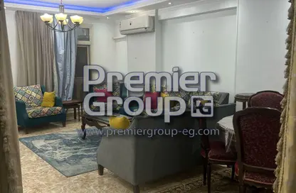 شقة - 2 غرف نوم - 2 حمامات للايجار في شارع كورنيش النيل - المعادي - حي المعادي - القاهرة