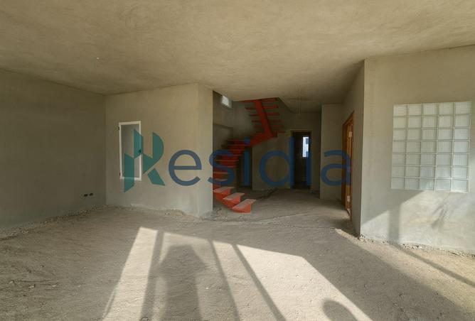 8576678 - Property Image 2