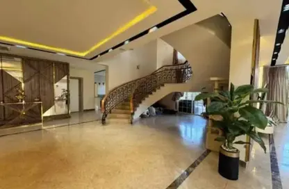 منزل مزدوج - 5 غرف نوم - 4 حمامات للبيع في الربوة - كمبوندات الشيخ زايد - الشيخ زايد - الجيزة منزل مزدوج - 5 غرف نوم - 4 حمامات للبيع في الربوة - كمبوندات الشيخ زايد - الشيخ زايد - الجيزة