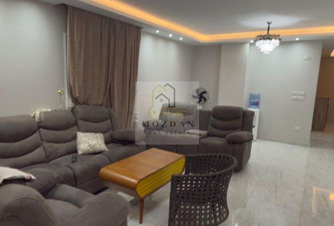 97728437 - Property Image 2