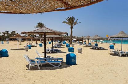 Chalet - 3 Bedrooms - 2 Bathrooms for sale in Koun - Ras Al Hekma - North Coast