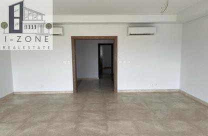 Apartment - 3 Bedrooms - 3 Bathrooms for sale in The Fourteen Golf Residences - Uptown Cairo - Mokattam - Cairo