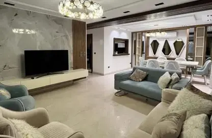 شقة - 2 غرف نوم - 2 حمامات للايجار في ازاد - كمبوندات التجمع الخامس - التجمع الخامس - مدينة القاهرة الجديدة - القاهرة