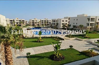 Chalet - 2 Bedrooms - 2 Bathrooms for sale in Azha - Al Ain Al Sokhna - Suez