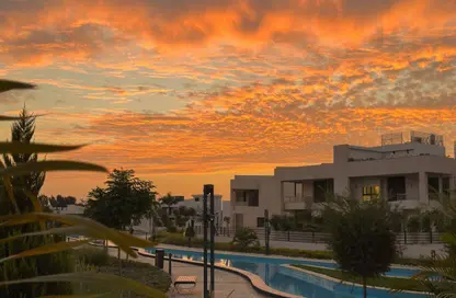 فيلا - 4 غرف نوم - 5 حمامات للبيع في ليك ويست 4 - كمبوندات الشيخ زايد - الشيخ زايد - الجيزة