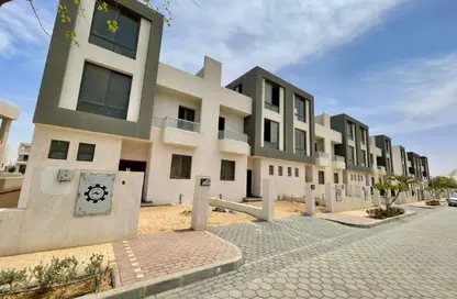 فيلا - 4 غرف نوم - 4 حمامات للبيع في ليك ويست - كمبوندات الشيخ زايد - الشيخ زايد - الجيزة