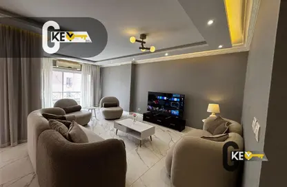 شقة - 3 غرف نوم - 2 حمامات للايجار في شارع ام كلثوم - الرحاب المرحلة الثالثة - الرحاب - مدينة القاهرة الجديدة - القاهرة