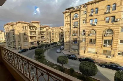 Apartment - 3 Bedrooms - 2 Bathrooms for sale in Hayati Residence - North Investors Area - New Cairo City - Cairo